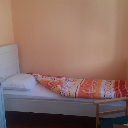 B&B Lakis&Takis Novi Sad Exterior photo